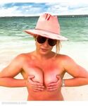 Britney Spears Nude Celebrity Leaked Tits Photos