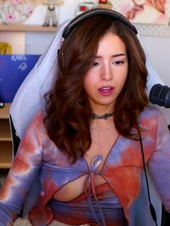 Pokimane Nude Boob Nipple Slip on Live Stream Leaked