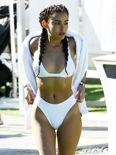 Madison Beer Sexy Camel Toe Bikini Set Leaked